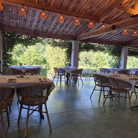 Logis Restaurant Les Norias Hotel