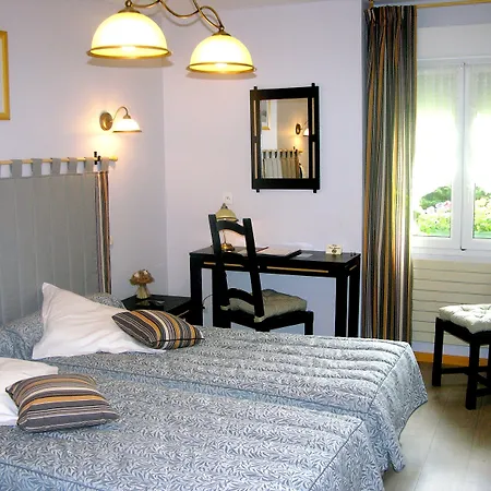 Hotel Logis Restaurant Les Norias