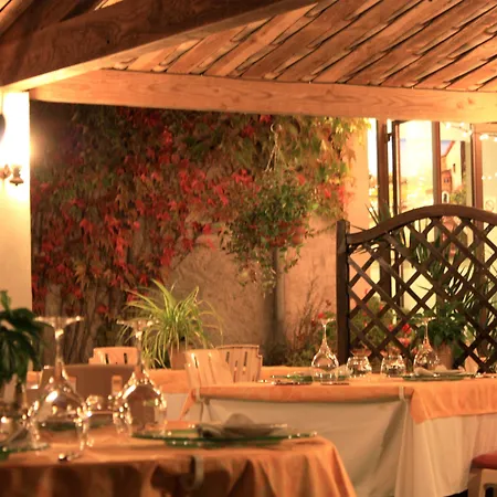 Hotel Logis Restaurant Les Norias Cazilhac (Herault)