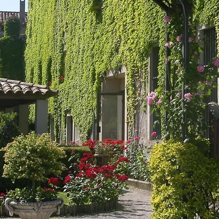 Logis Restaurant Les Norias 3*