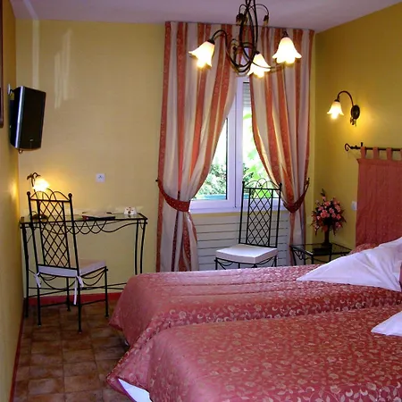 Logis Restaurant Les Norias Отель Cazilhac (Herault)