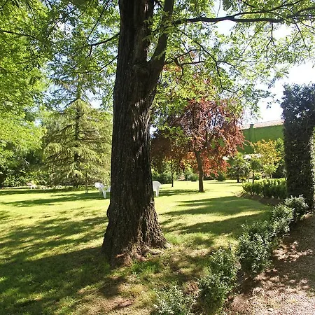 Logis Restaurant Les Norias Hotel 3*