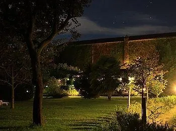 Отель Logis Restaurant Les Norias Cazilhac (Herault)