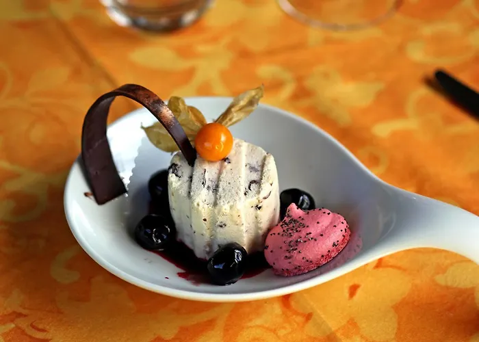 Logis Restaurant Les Norias 호텔